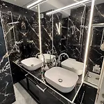 Nereydes Luxury Appartement *