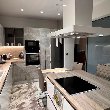 Nereydes Luxury Apartment