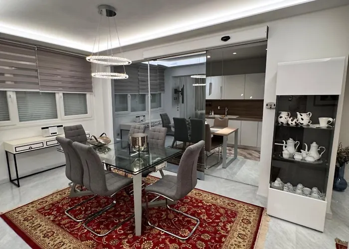 Nereydes Luxury Apartment